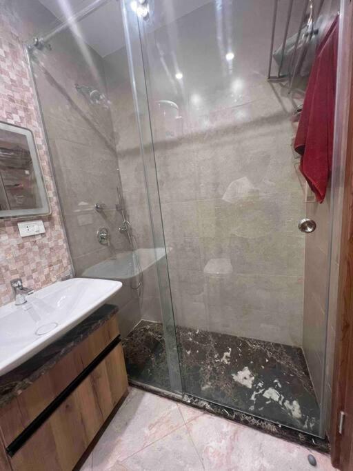 Newly Refurbished Flat,Marble Floors.Central Káhira Exteriér fotografie